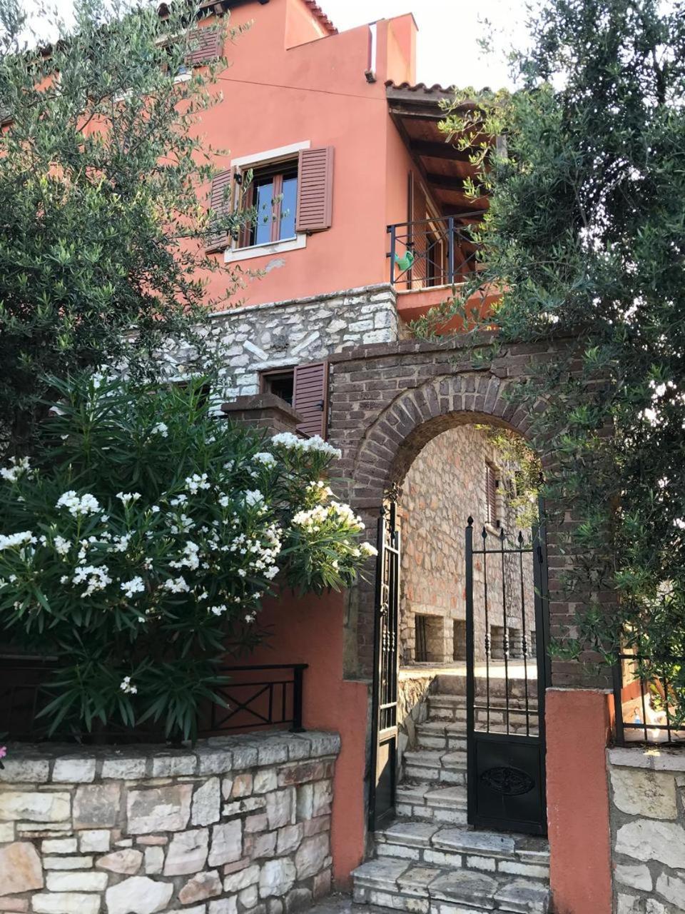 Villa Kolonja Ksamil Kültér fotó