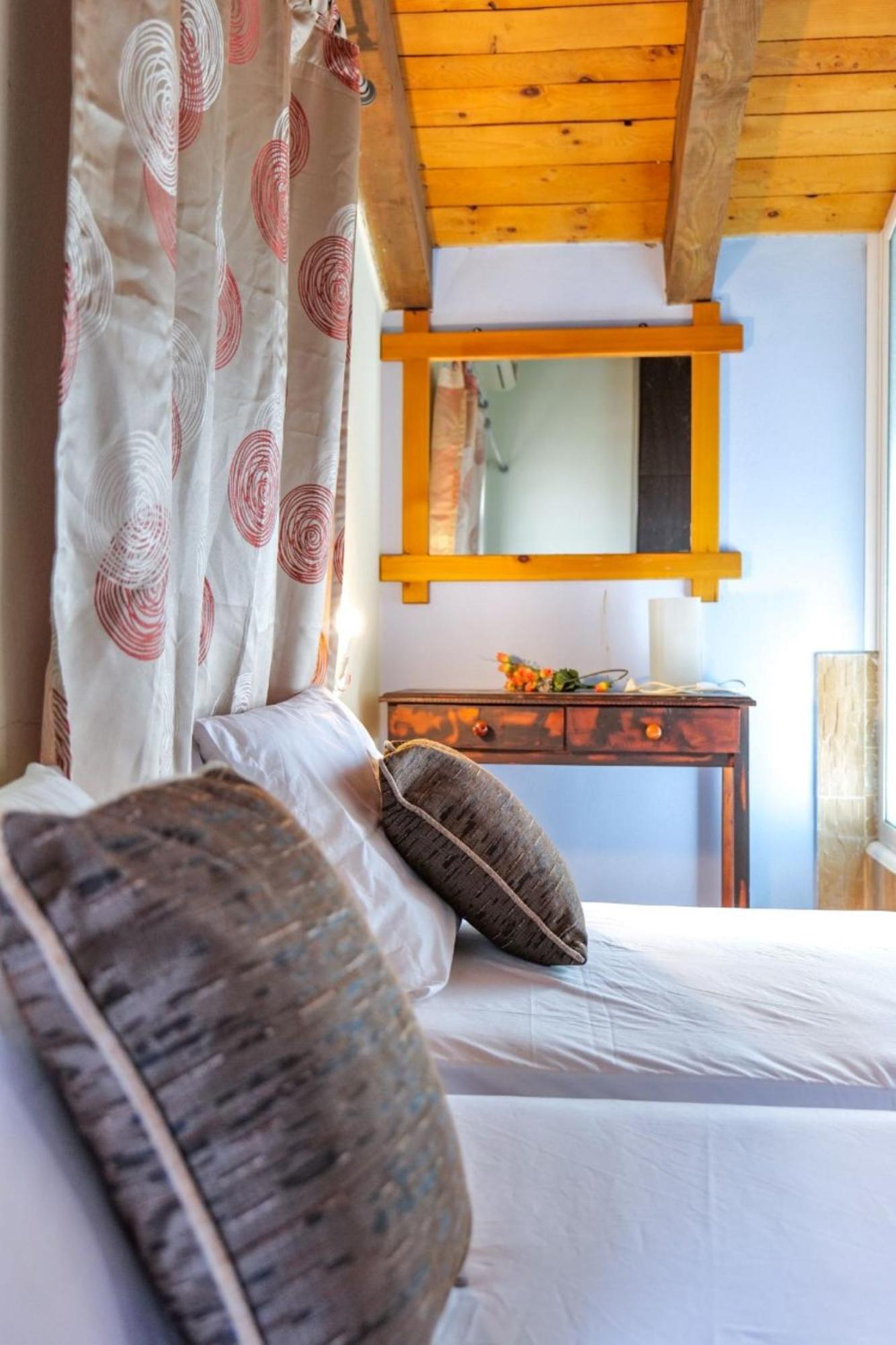 Villa Kolonja Ksamil Kültér fotó